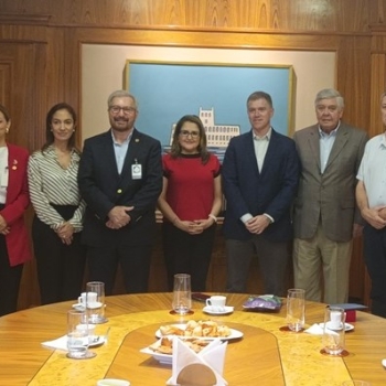 Reunión con Cámara de Comercio de Bogotá con el fin de armar una agenda concreta en conjunto para potenciar lazos comerciales